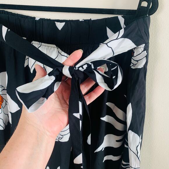 Swim Cacique Plus Size 18/20 Woven Tiered Flaunce Skirt CoverUp Floral Faux Wrap - Picture 6 of 13